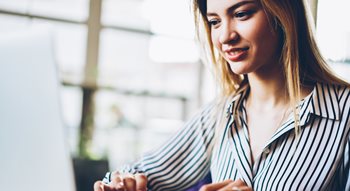 How to Choose an eCommerce Business Model That's Right For You