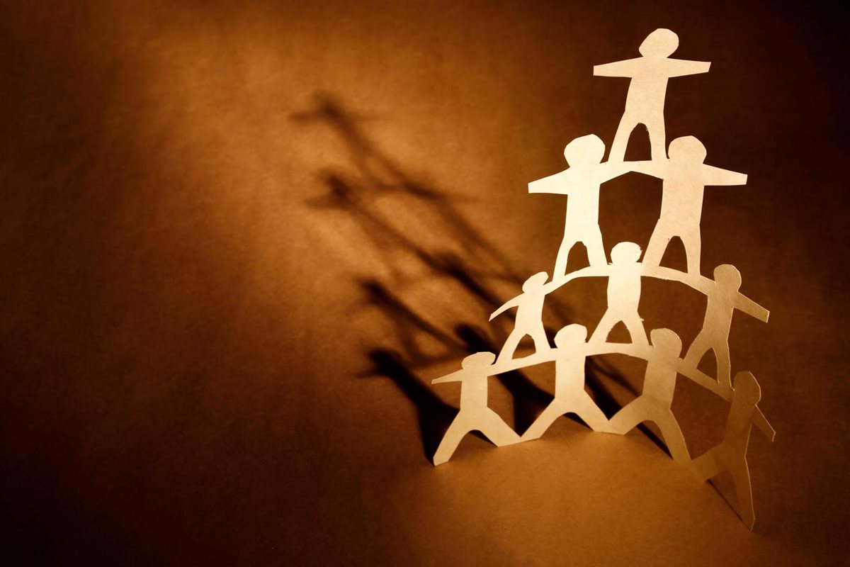 How to Support Staff and Managers Through Redundan
