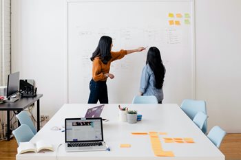 7 Strategies for Leaders to Delegate Effectively