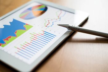6 Ways to Create a Finance Report That Rocks