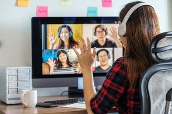 Managing Remote and Hybrid Teams? Here's Why You Need Unified Com