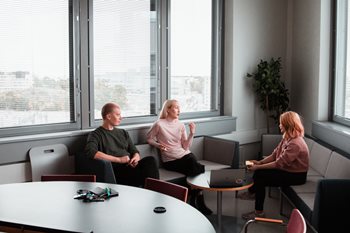 The Impact of Mediation Training on Workplace Conflict Resolution