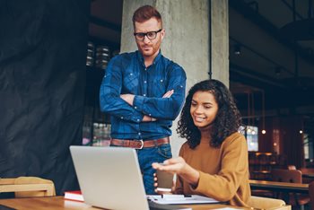 7 Strategies for Giving Effective Feedback to Millennial Employees