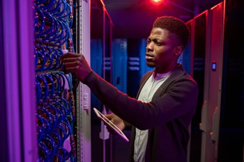 What is Persistent Storage (and How Can it Keep Your Containers Secure)?