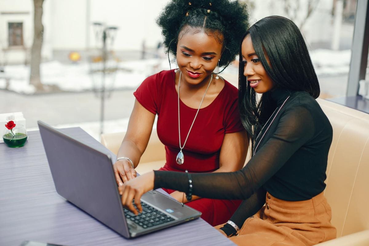 8 Essential Elements of a Successful Digital Workplace