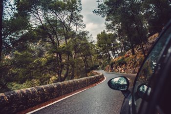 Enter the Age of the AI-Driven Enterprise: The 5 Pillars of Data Modernization