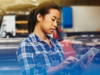 RANDSTAD RISESMART 6 Steps to Attract and Retain Automotive Industry Talent