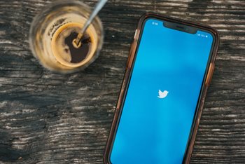 8 Tips to Get Your Brand Noticed on Twitter