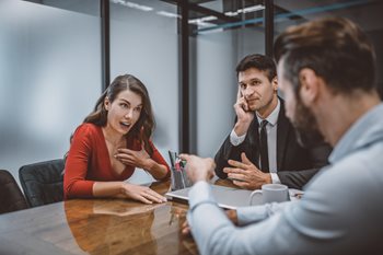 How to Handle Employee Grievances: A Simple, Easy to Use Guide