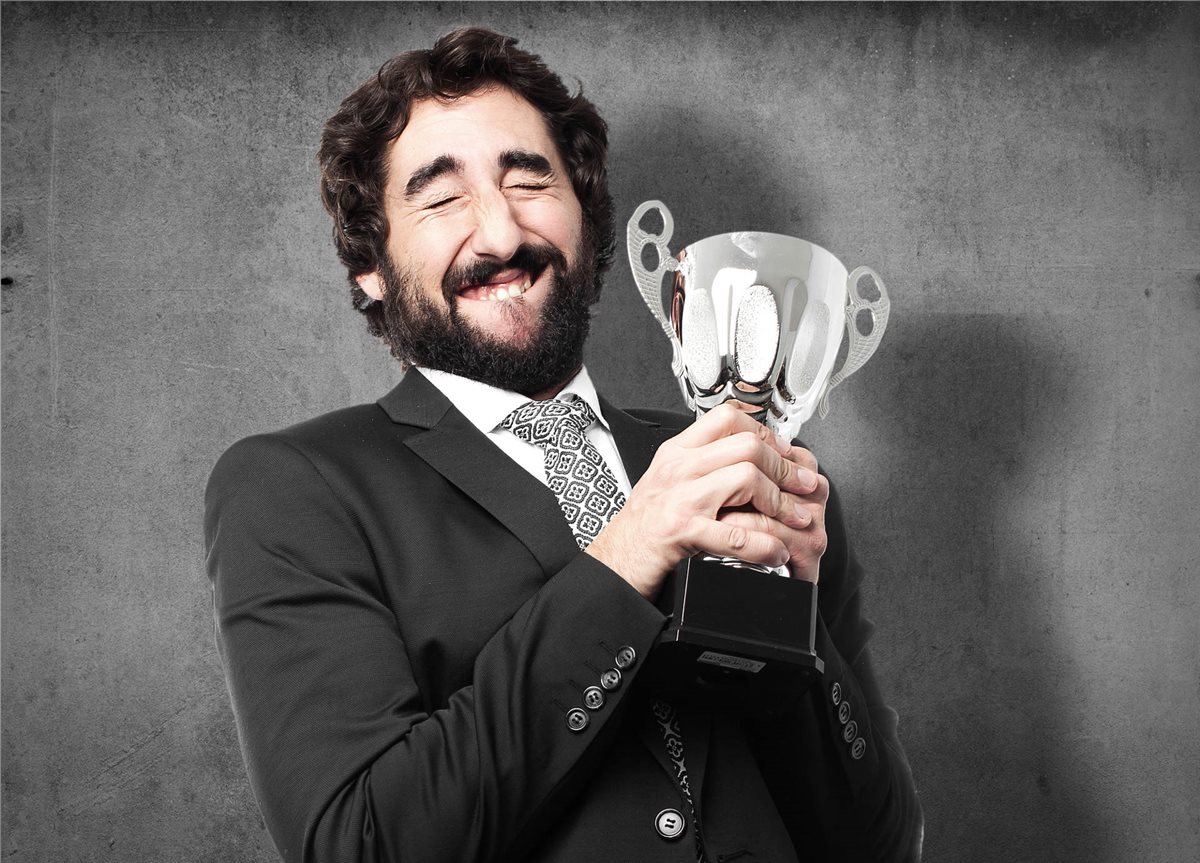 How Companies Can Reward Employees at the End of t