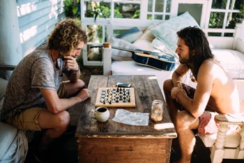 5 Creative Outreach Tactics to Win More Deals