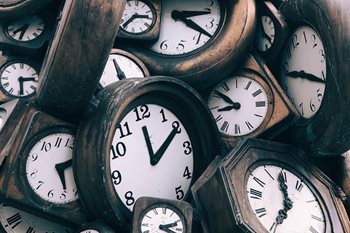Organize Your Time Better: Check Out These 5 Tracking Apps