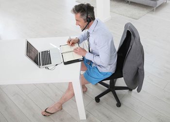 What's the Appropriate Dress Code for the Summer H