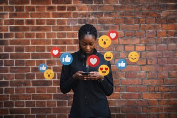 The Future of Online Shopping: Is eCommerce Evolving into Social Commerce?