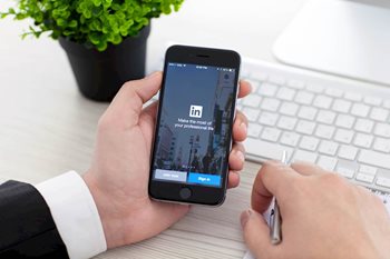 LinkedIn Advertising in 5 Simple Steps
