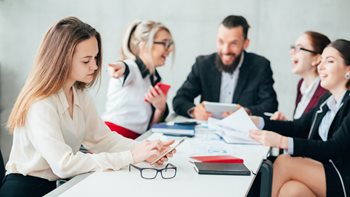 3 Signs of Bullying in the Workplace