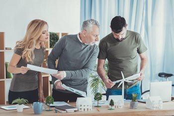 4 Communication Tips for Managing an Intergenerational Workforce