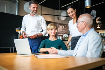 6 bewährte Strategien zur Sicherung des Executive Buy-In für Ihr Projekt