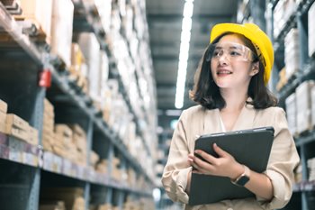 6 Tips on Improving Warehouse Efficiency and Productivity