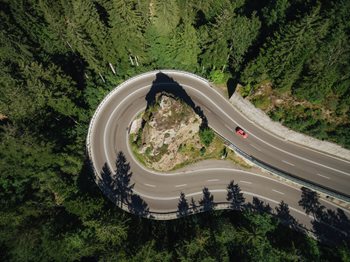 The Key to Staying Ahead of the Curve in the Rapidly Evolving World of Tech 