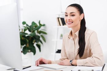 4 Ways HR Can Improve the Retention of Women in th