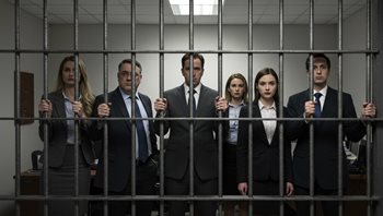 Avoiding Vendor Lock-In: Top Tips for Choosing the Right CRM