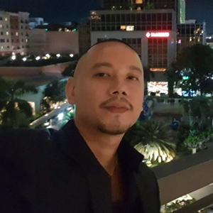 Aaron Chichioco 