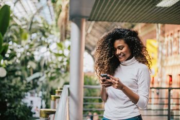 11 Ways to Use Text Messaging to Communicate to Your Employees