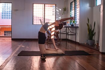 8 Healthy Desk Exercises to Do While Working from Home 
