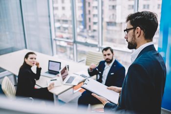 How to Communicate to Employees in Times of Crisis