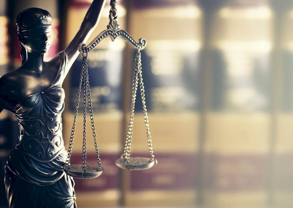 When Should You Hire an Employment Lawyer?