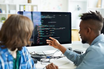 5 Programmiersprachen, die Sie für die Datenwissenschaft benötigen