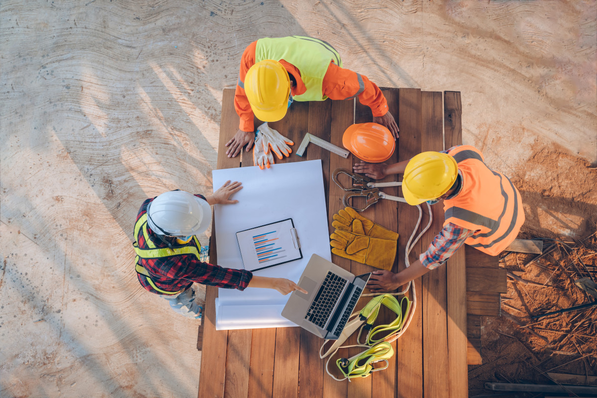 How to Protect the Health and Safety of Contractors