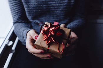 Are Customized Business Giveaways Still An Effective Marketing Tool?