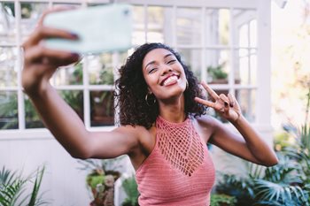 Who are the Greatest Brand Ambassadors? Your Employees