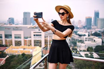 Influencer Marketing: A Game Changer for D2C Brands? 