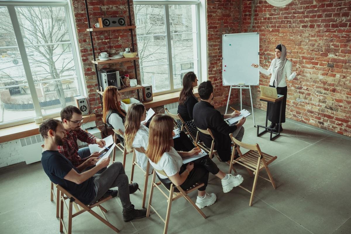 How to Present Analytics Data in Business Reports