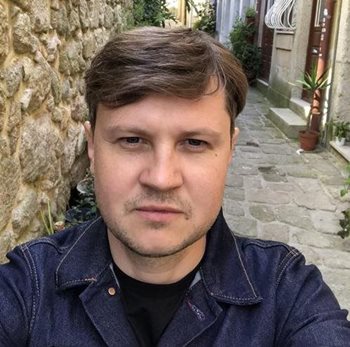Max Emelianov 