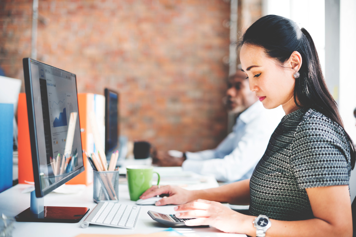 Traditional BI vs. Self Service Analytics – What You Need to Know
