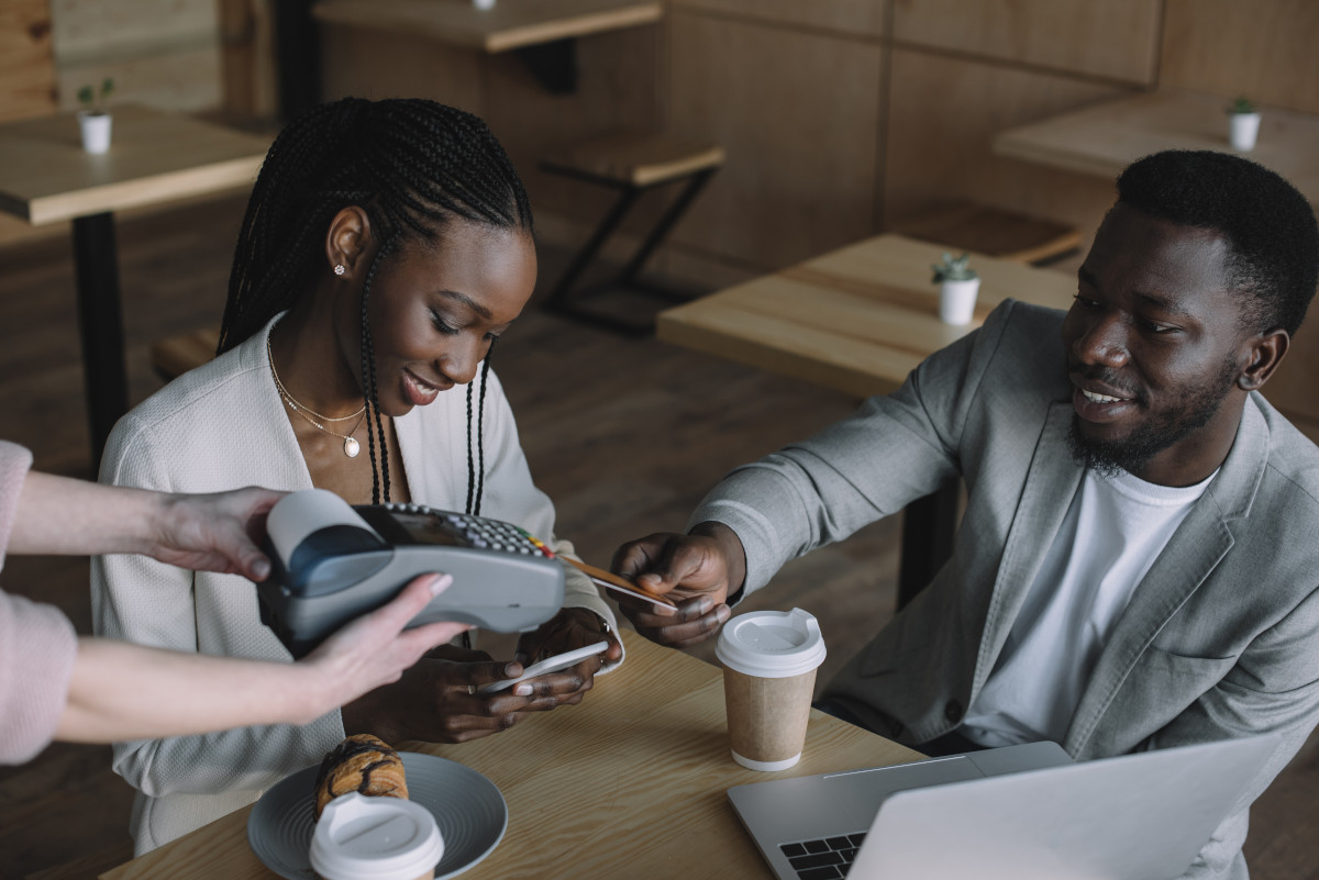 How to Negotiate a Payment Schedule with Customers
