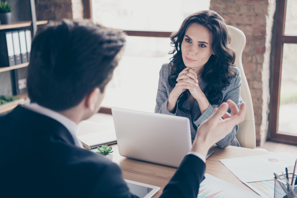 13 Reasons Why You Should Give Your Hard-Workers a Pay Rise (Advice from the Experts)