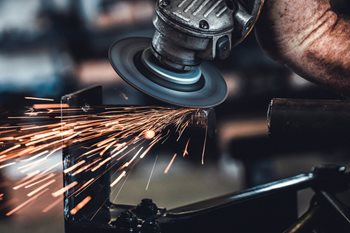 16 Safety Tips All Manufacturers Should Know and Follow Daily