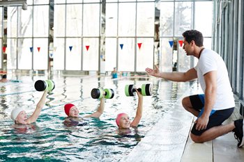 How to Motivate Employees through Rewards and Reco