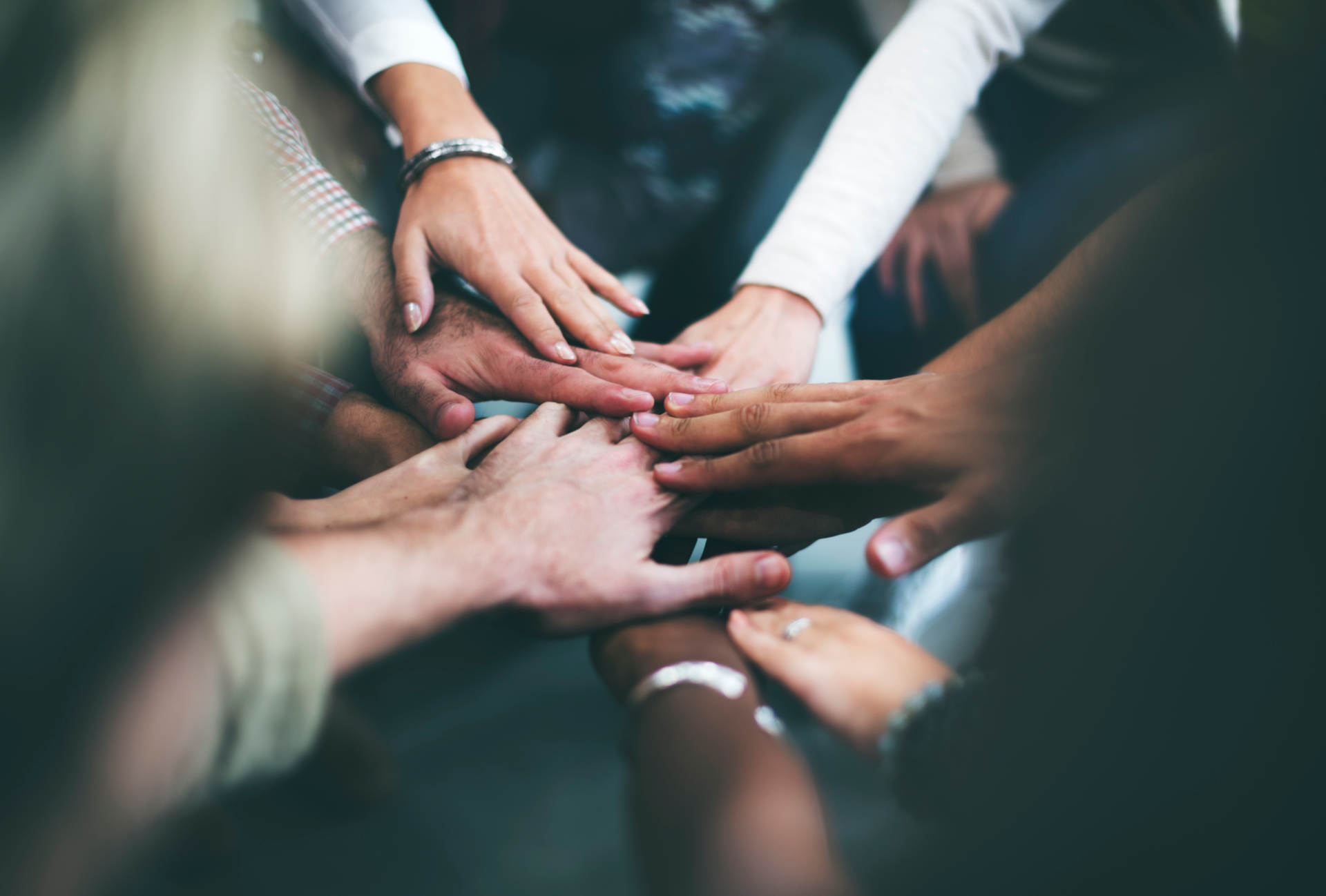 Why You Should Hire Great Teams, Not Genius Individuals