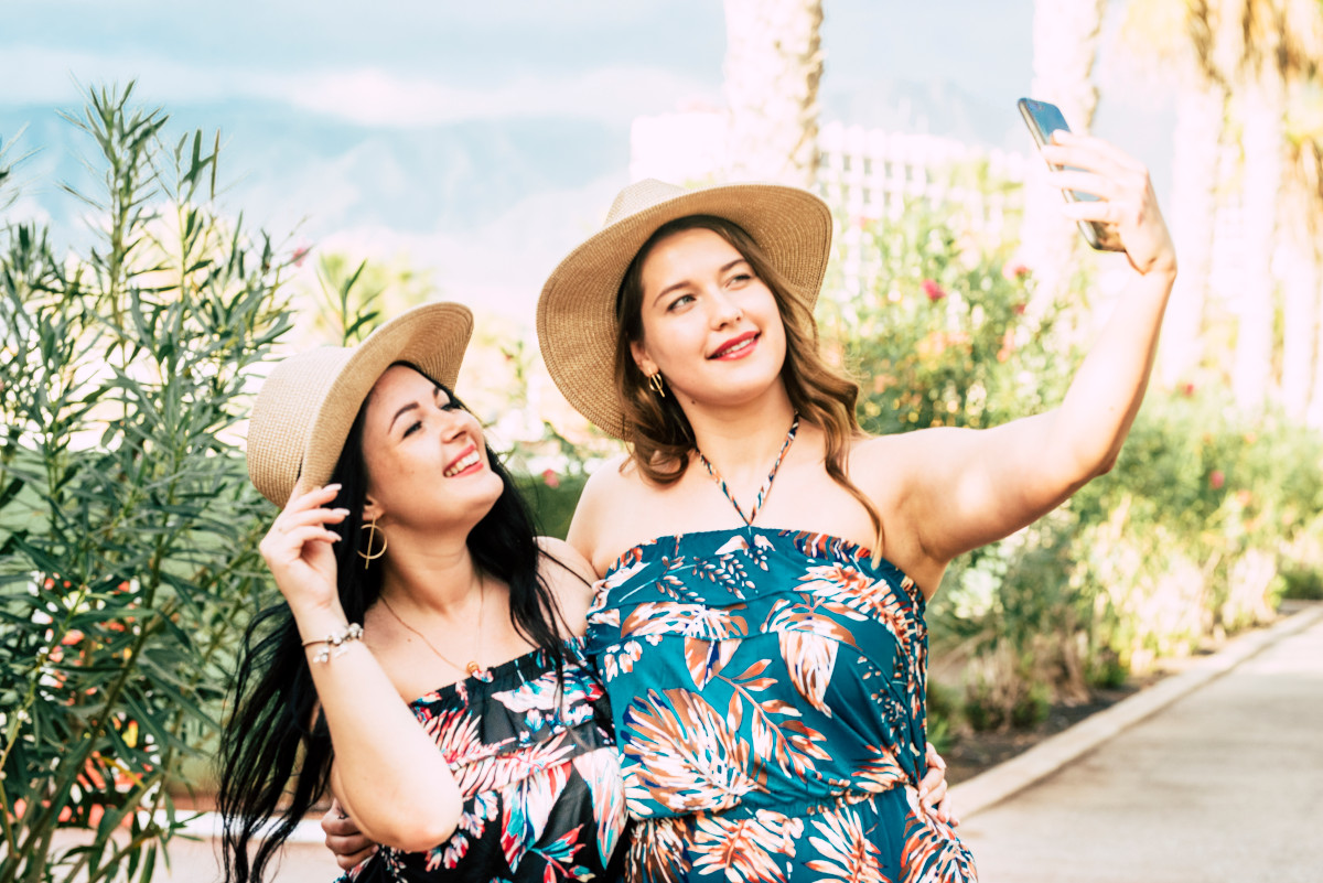 How to Stop Stressing About Work While on Vacation