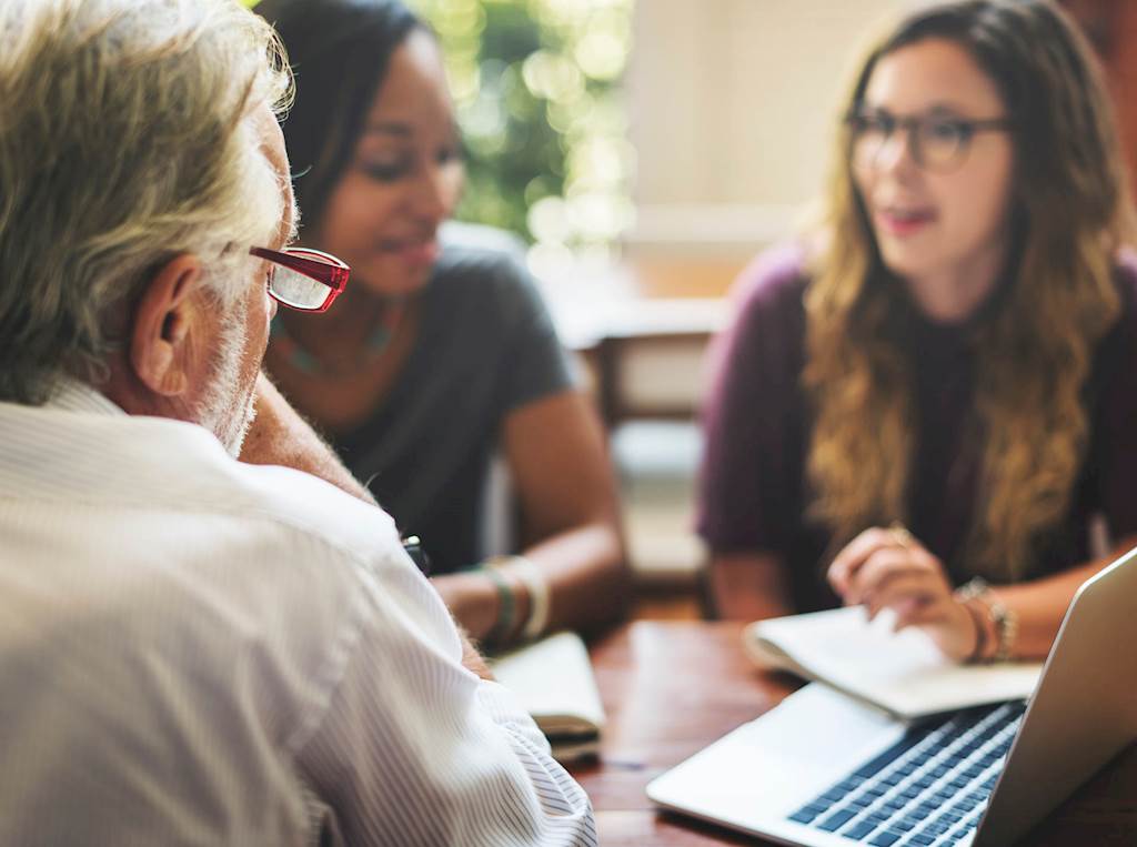 Building Meaningful Relationships with the People that Work for You