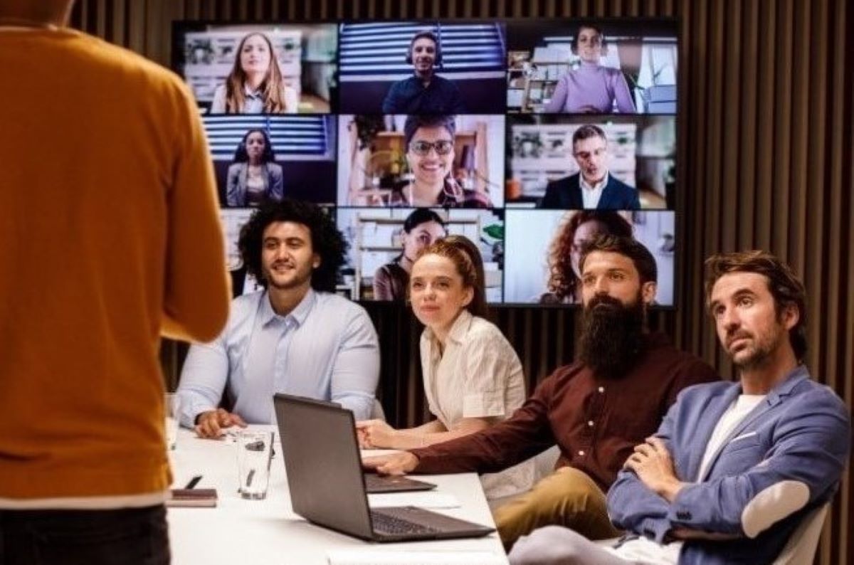 How Mobile Devices Can Drive a Digital Culture