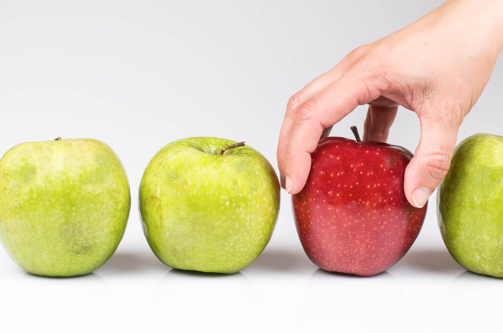 5 Must-Have Features When Choosing a New Firewall