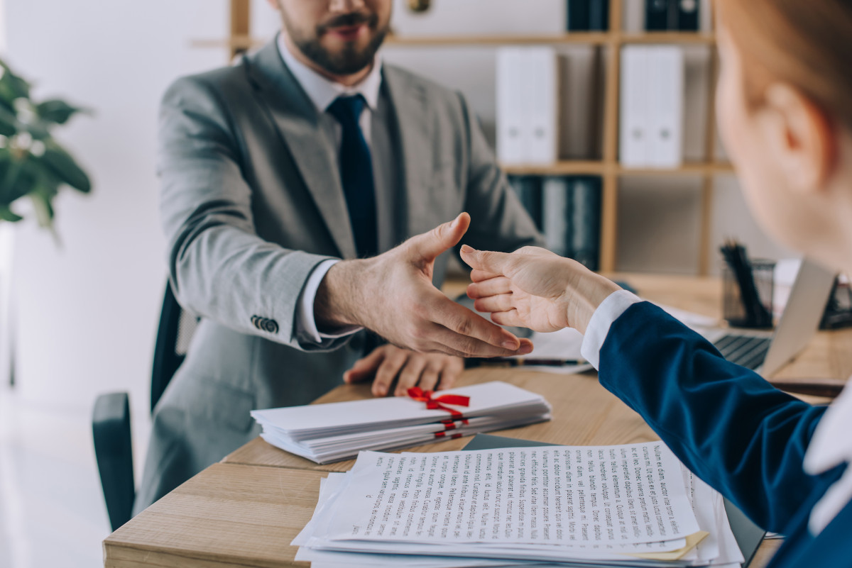 6 Sales Strategies to Help You Close Deals Faster