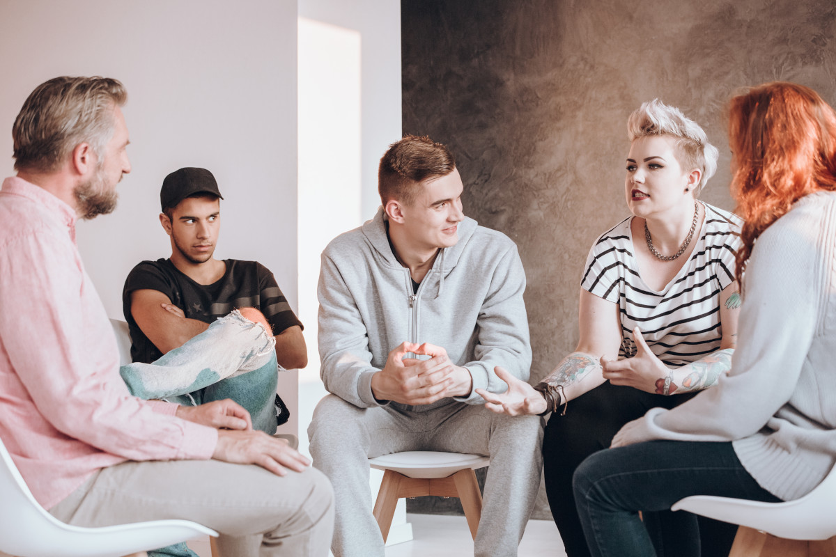 How to Resolve Workplace Conflict With These 9 Mediation Tips